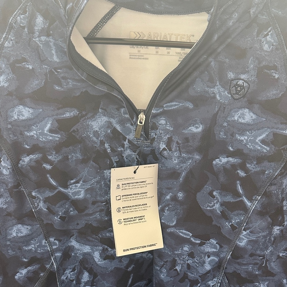 Ariat Women's Blue Patterned zip shirt - Picture 5 of 5